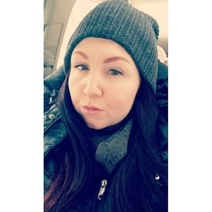 Meet your Posher, Kaitlin